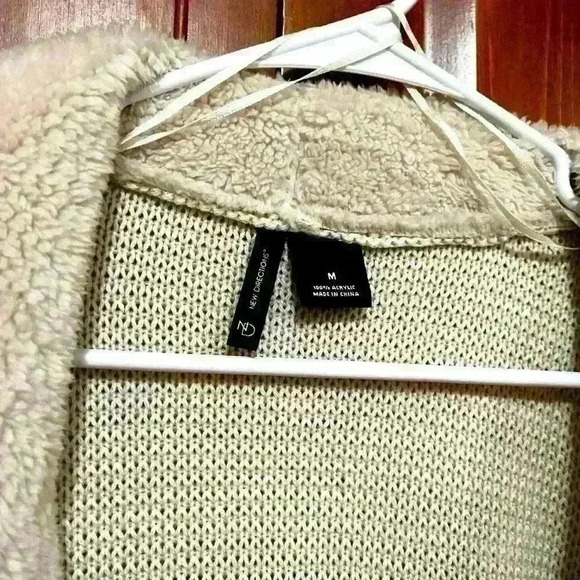 Super soft Cardigan - with faux fur collar - New Directions, Medium. Beautiful! - Picture 8 of 8